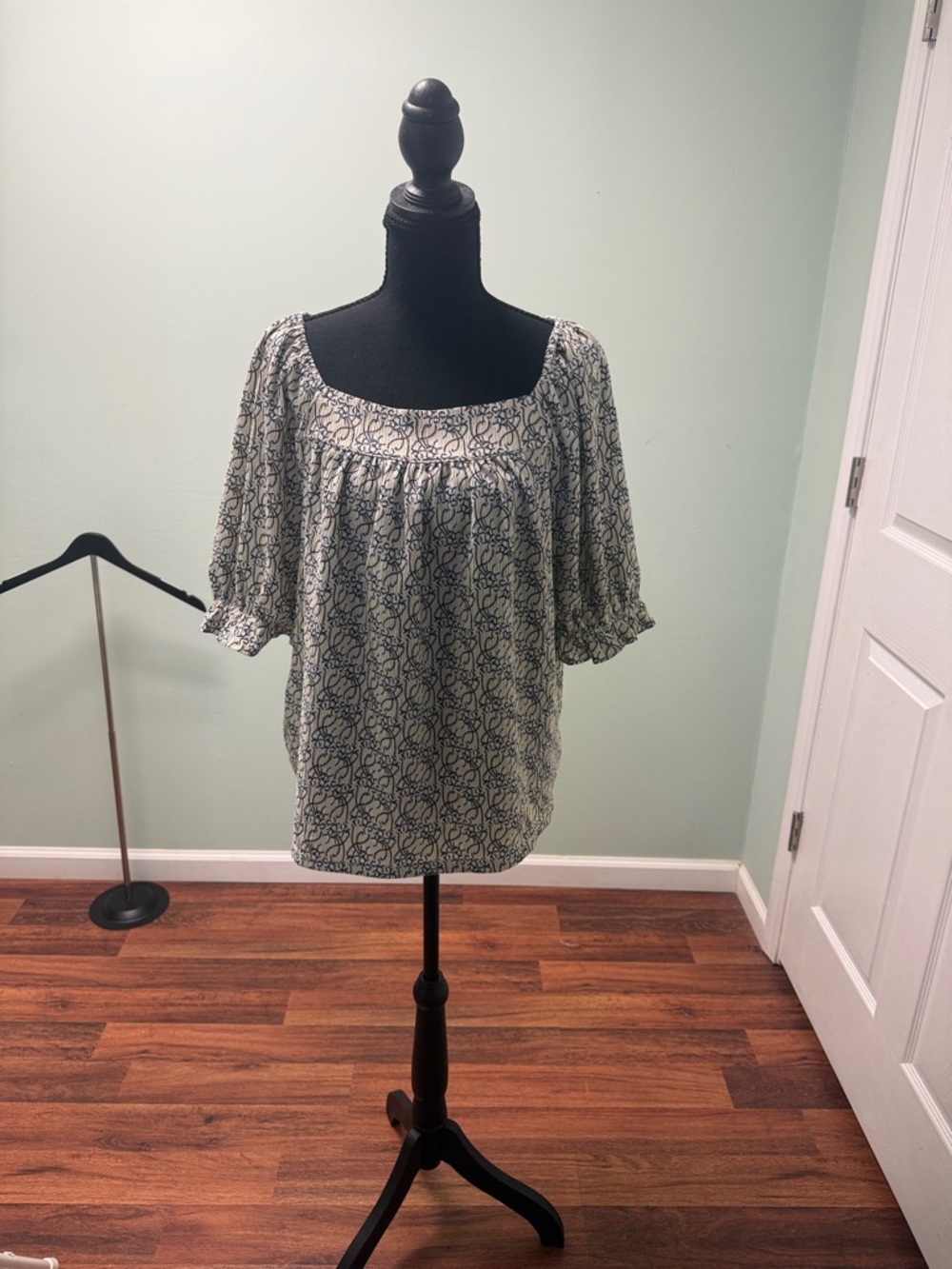 Ann Taylor Factory White Square Neck Peasant Blouse